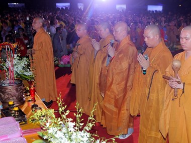 Giáo hội Phật giáo yêu cầu Trung Quốc rút giàn khoan HD-981