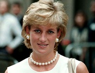 Lá thư có giá 107 triệu đồng của công nương Diana